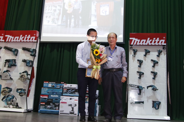 Lễ trao tặng thiết bị cầm tay Makita và huấn luyện sử dụng thiết bị.